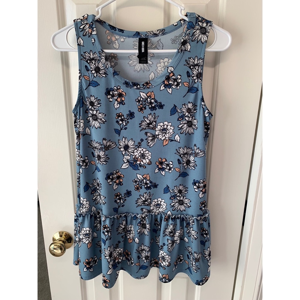 AGNES&DORA Blue floral ruffle tank